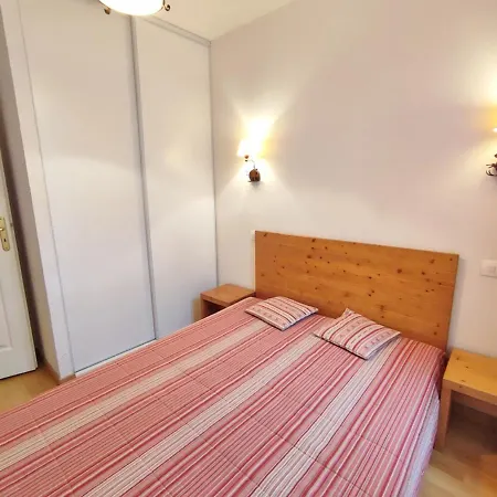 La Petite Ourse, T2, Centre Luchon, Wifi, Casier A Skis, Ascenseur, 4 Personnes