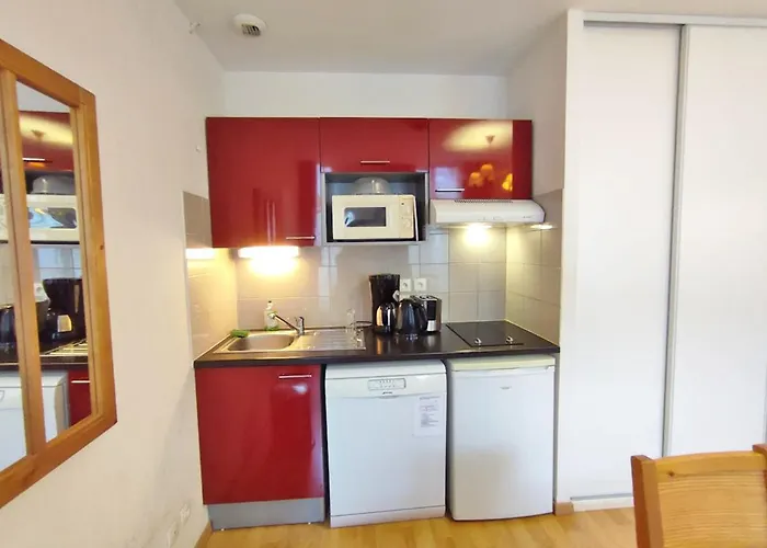 Lägenhet La Petite Ourse, T2, Centre Luchon, Wifi, Casier A Skis, Ascenseur, 4 Personnes Bagnères-de-Luchon